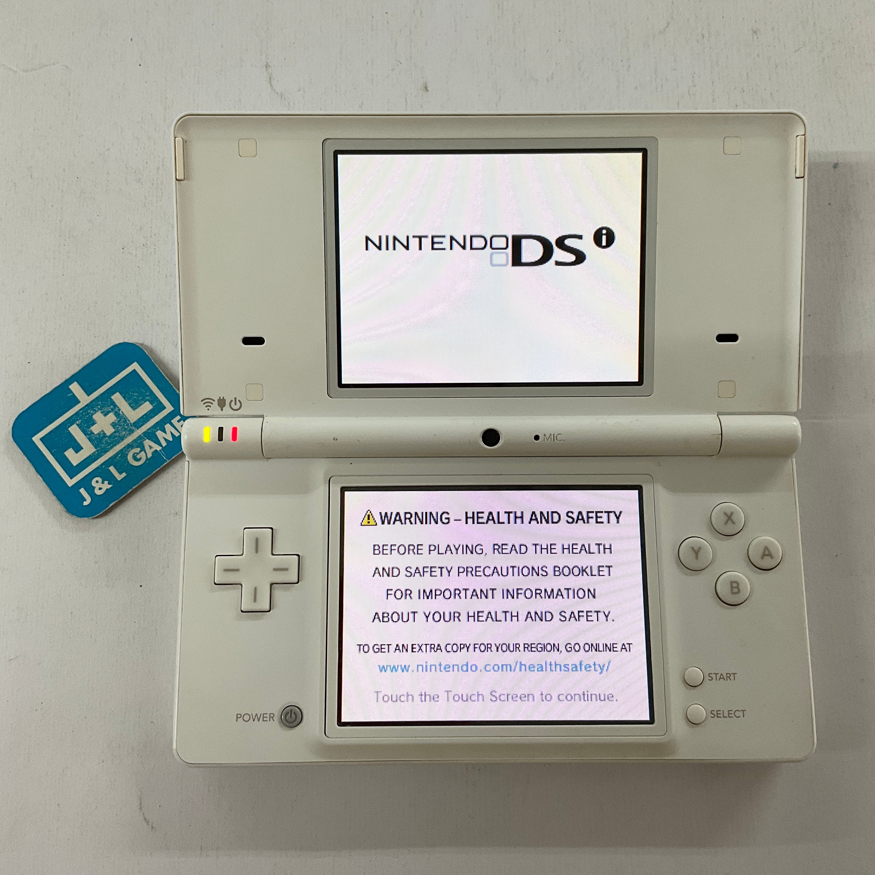 Nintendo DSi 2024 White