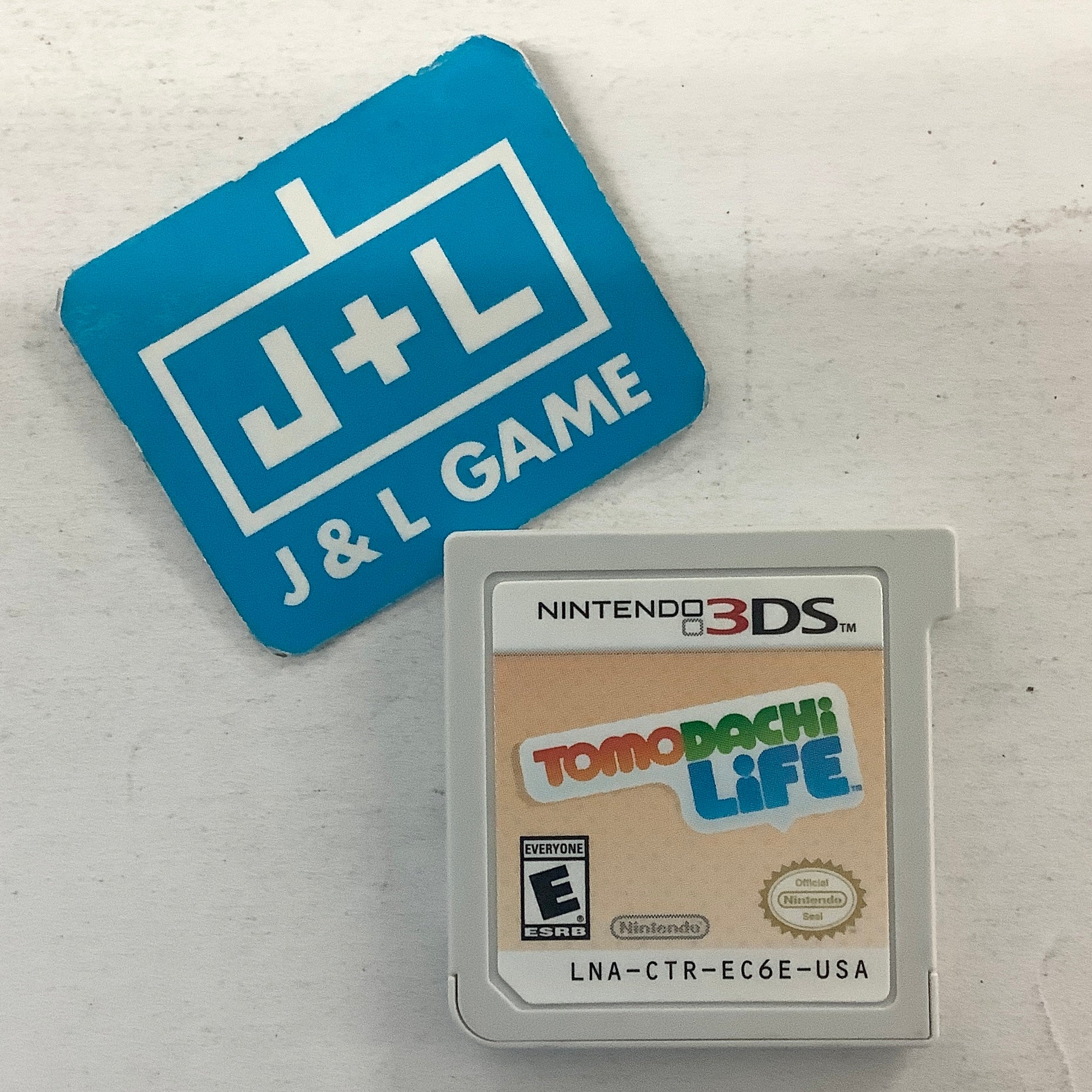 Tomodachi Life (Nintendo Selects) - Nintendo 3DS [Pre-Owned] Video Games Nintendo   