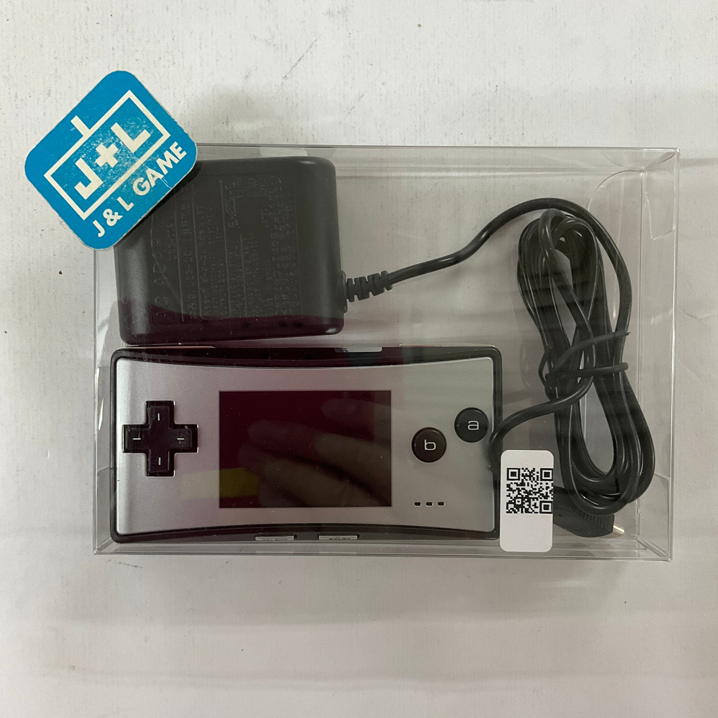 Gameboy selling Micro in Silver